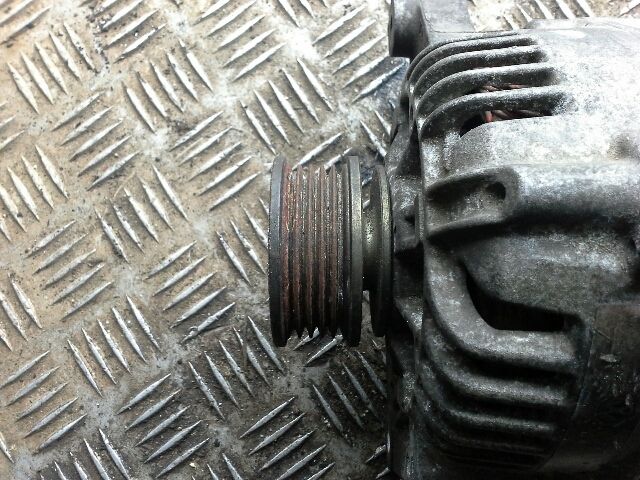 bontott AUDI A4 B6 Generátor