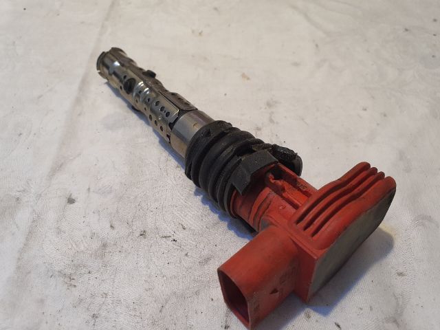 bontott AUDI A4 B6 Gyújtótrafó