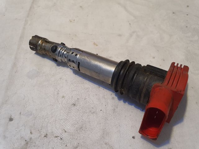 bontott AUDI A4 B6 Gyújtótrafó