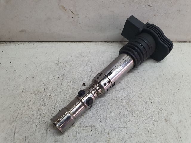 bontott AUDI A4 B6 Gyújtótrafó