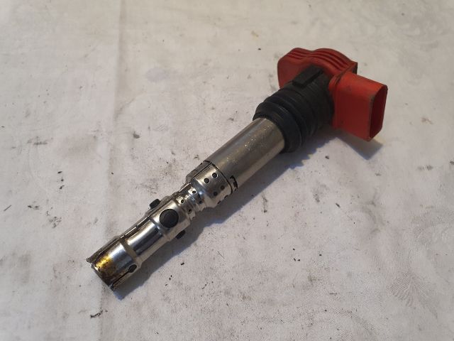 bontott AUDI A4 B6 Gyújtótrafó