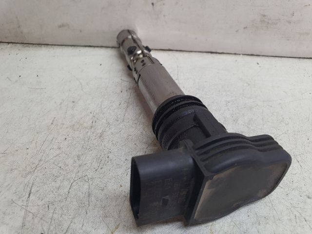 bontott AUDI A4 B6 Gyújtótrafó