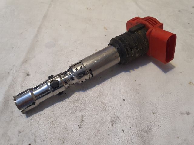 bontott AUDI A4 B6 Gyújtótrafó