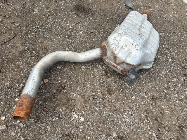 bontott AUDI A4 B6 Hátsó Kipufogó Dob