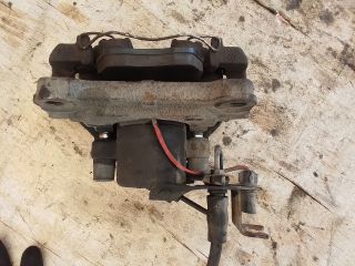 bontott AUDI A4 B6 Jobb első Féknyereg Munkahengerrel