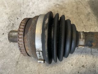bontott AUDI A4 B6 Jobb Féltengely