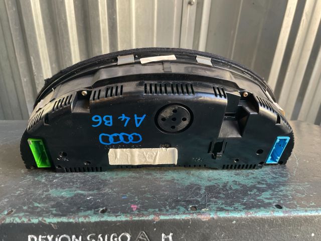 bontott AUDI A4 B6 Kilométeróra