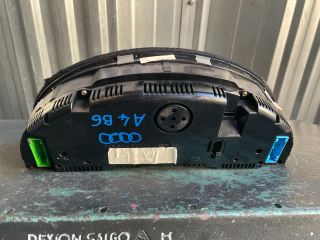 bontott AUDI A4 B6 Kilométeróra