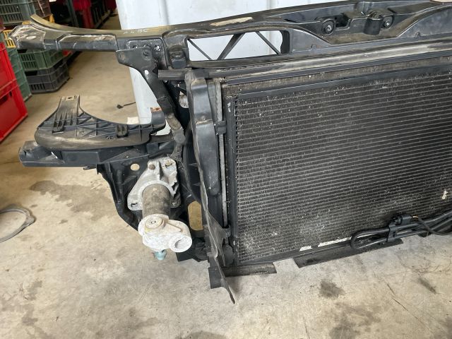 bontott AUDI A4 B6 Komplett Homlokfal (Részeivel)