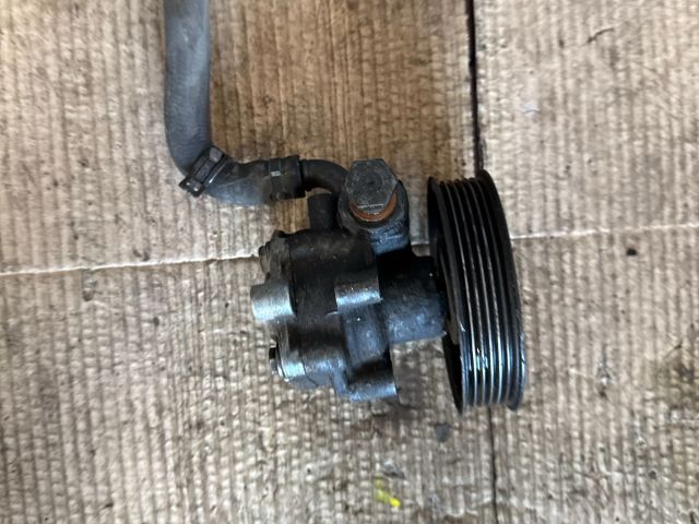 bontott AUDI A4 B6 Kormányszervó Motor (Hidraulikus)