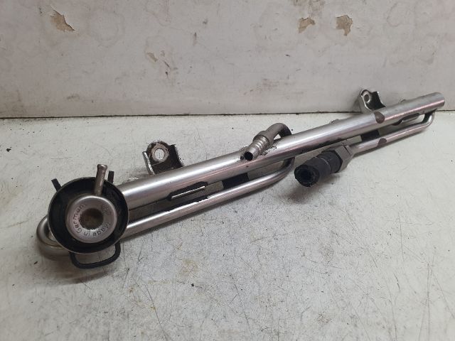 bontott AUDI A4 B6 Közösnyomócső