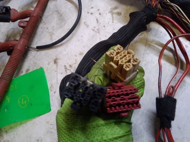 bontott AUDI A4 B6 Motor Kábelköteg