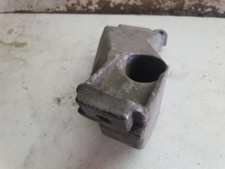 bontott AUDI A4 B6 Motor Tartó Bak (Fém)