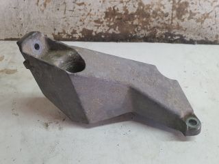 bontott AUDI A4 B6 Motor Tartó Bak (Fém)