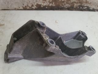 bontott AUDI A4 B6 Motor Tartó Bak (Fém)