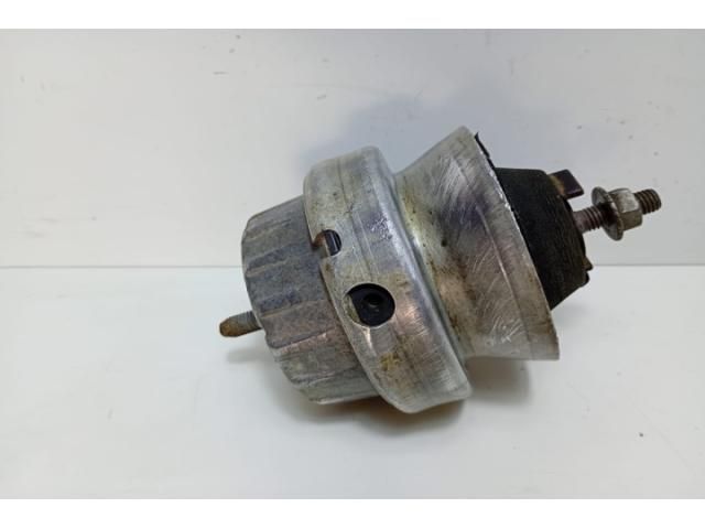 bontott AUDI A4 B6 Motor Tartó Bak (Pozíciófüggetlen)