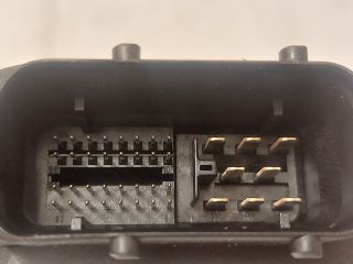 bontott AUDI A4 B6 Motorvezérlő