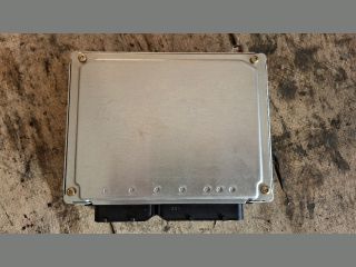 bontott AUDI A4 B6 Motorvezérlő