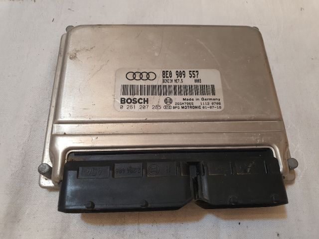 bontott AUDI A4 B6 Motorvezérlő
