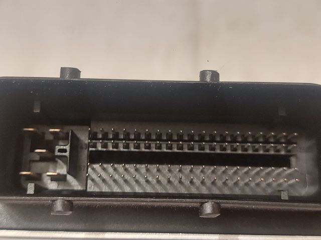 bontott AUDI A4 B6 Motorvezérlő