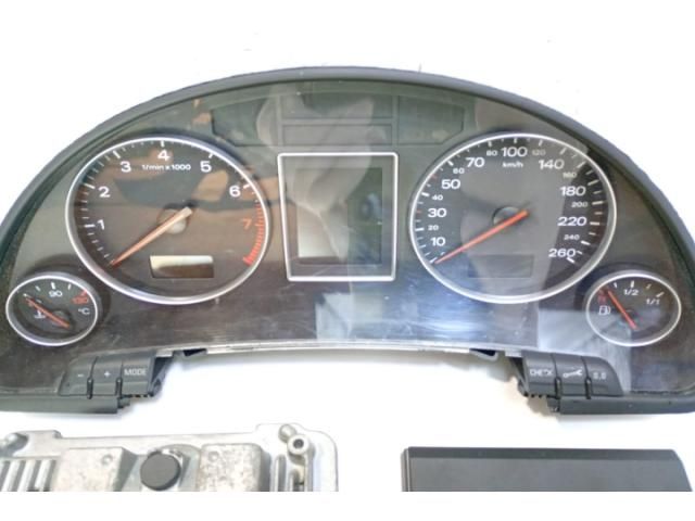 bontott AUDI A4 B6 Motorvezérlő