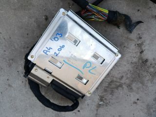 bontott AUDI A4 B6 Motorvezérlő