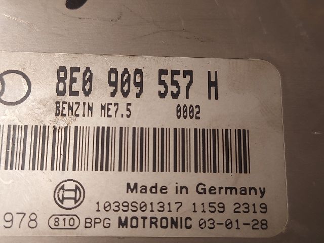 bontott AUDI A4 B6 Motorvezérlő