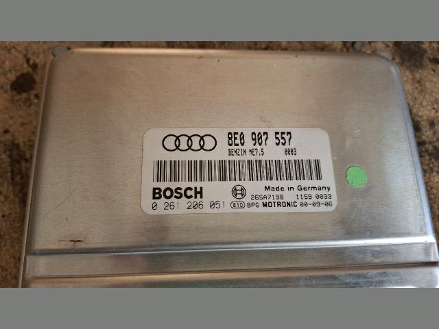 bontott AUDI A4 B6 Motorvezérlő