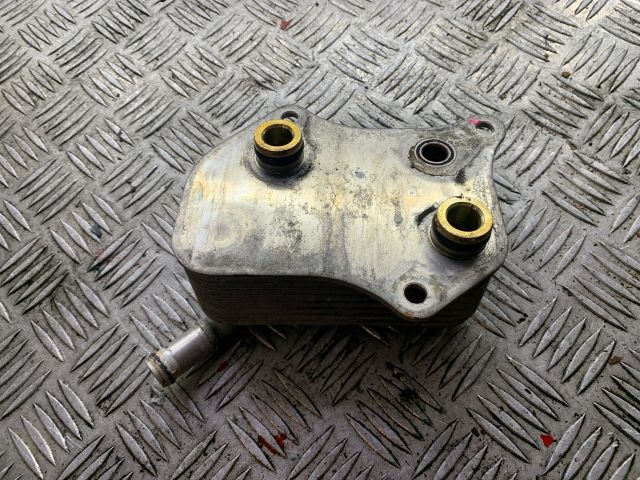 bontott AUDI A4 B6 Olajhűtő