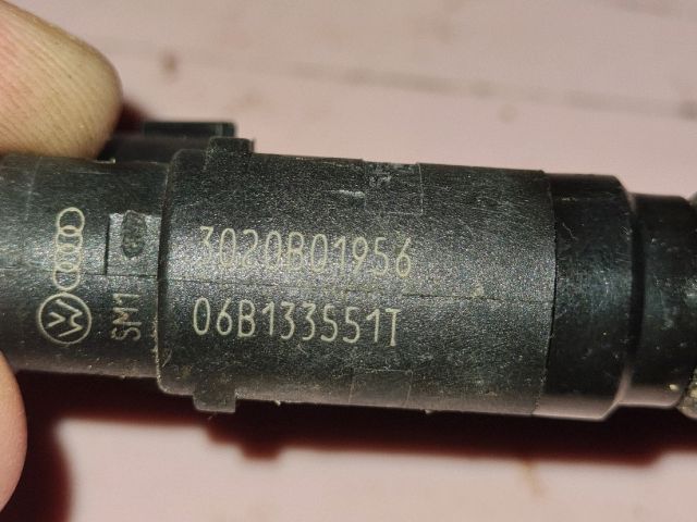 bontott AUDI A4 B6 Porlasztó (1 db)