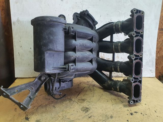 bontott AUDI A4 B6 Szívósor