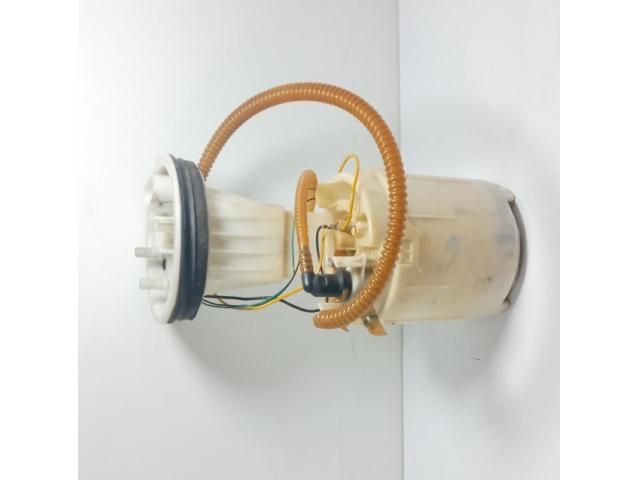 bontott AUDI A4 B6 Üzemanyag Szivattyú