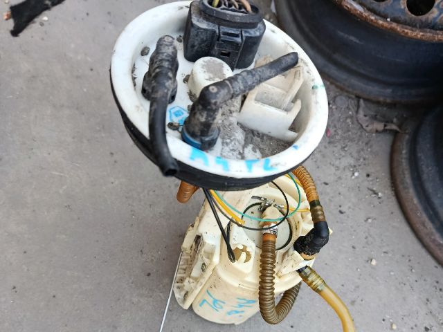 bontott AUDI A4 B6 Üzemanyag Szivattyú