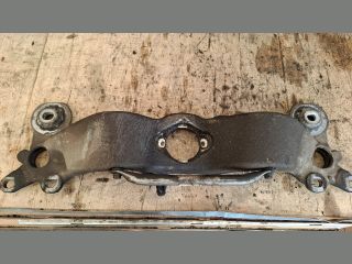 bontott AUDI A4 B6 Váltó Tartó Bak (Pozíciófüggetlen)