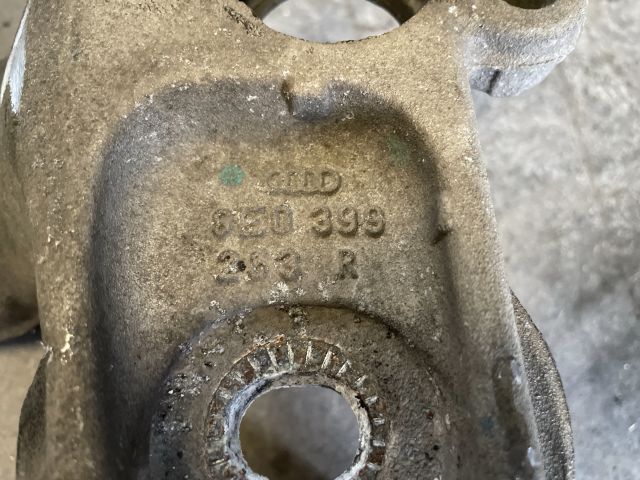 bontott AUDI A4 B6 Váltó Tartó Bak (Pozíciófüggetlen)