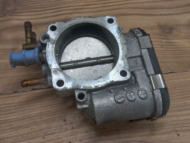 bontott AUDI A4 B6 Fojtószelep (Elektromos)