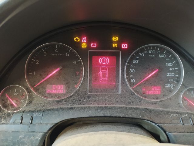 bontott AUDI A4 B6 Jobb első Gólyaláb (Lengécsillapító, Rugó)