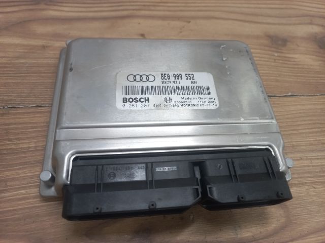 bontott AUDI A4 B6 Motorvezérlő