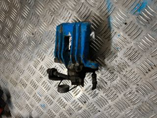 bontott AUDI A4 B6 Bal hátsó Féknyereg Munkahengerrel