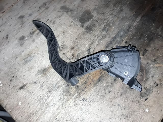 bontott AUDI A4 B6 Gázpedál (Elektromos)