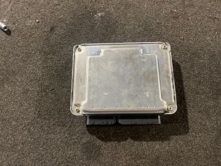 bontott AUDI A4 B6 Motorvezérlő