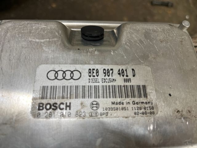 bontott AUDI A4 B6 Motorvezérlő