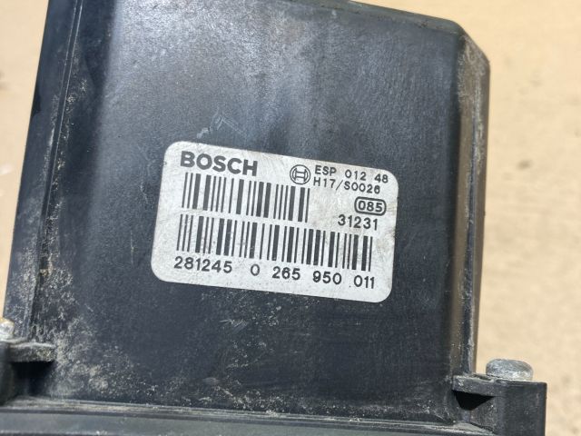 bontott AUDI A4 B6 ABS Kocka