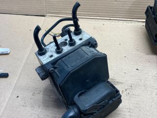 bontott AUDI A4 B6 ABS Kocka