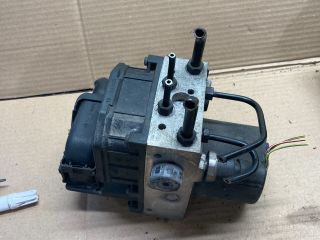 bontott AUDI A4 B6 ABS Kocka