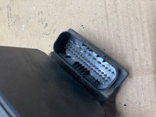 bontott AUDI A4 B6 ABS Kocka