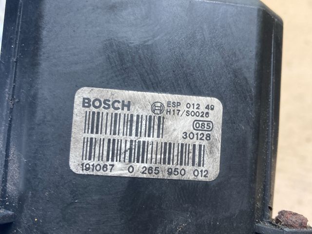 bontott AUDI A4 B6 ABS Kocka