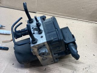 bontott AUDI A4 B6 ABS Kocka