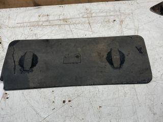 bontott AUDI A4 B6 Akkumulátor Fedél