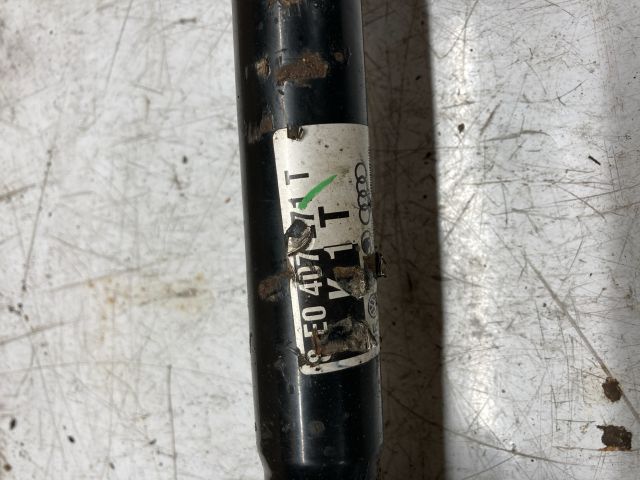 bontott AUDI A4 B6 Bal Féltengely